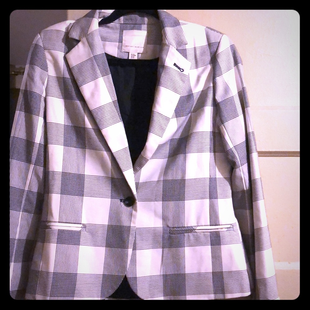 Mercer & madison Black and white Blazer